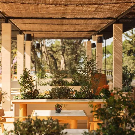 Курортний комплекс Four Seasons Mallorca At Formentor 5*